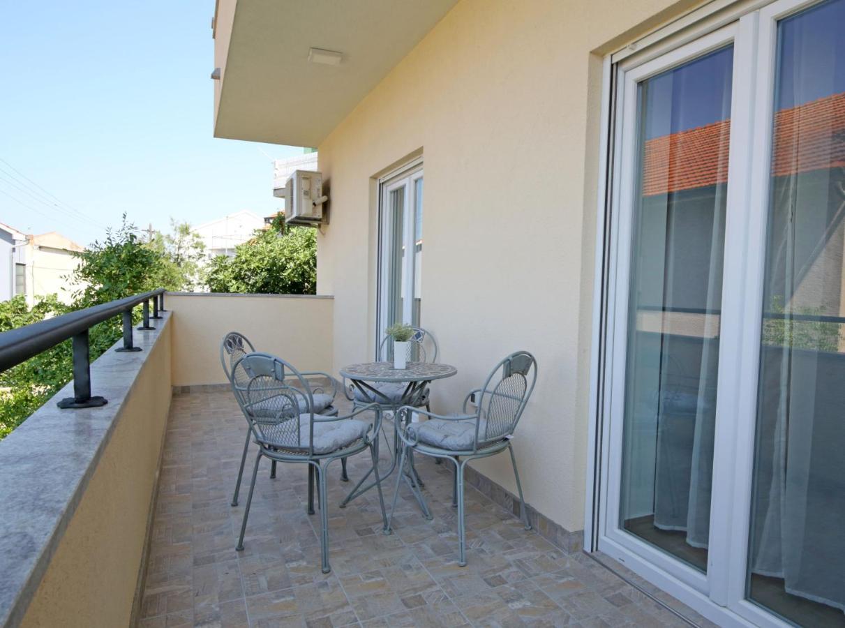 שיבניק Apartment Tonka מראה חיצוני תמונה