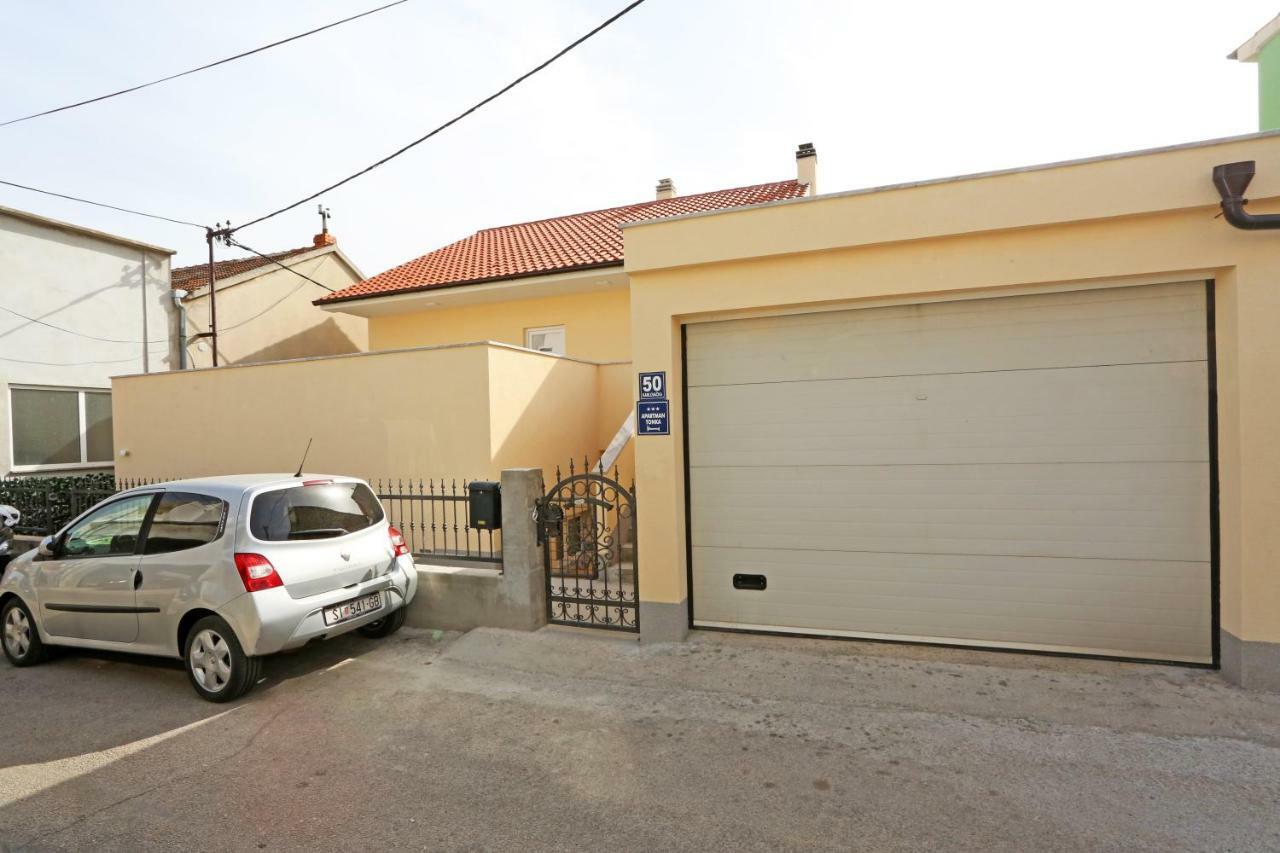 שיבניק Apartment Tonka מראה חיצוני תמונה
